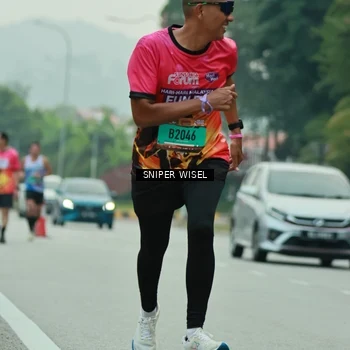 Runner Photo 7047854