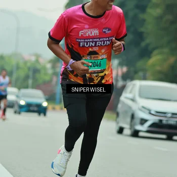 Runner Photo 7047868