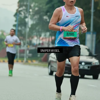 Runner Photo 7047869