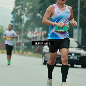 Runner Photo 7047871