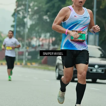 Runner Photo 7047879