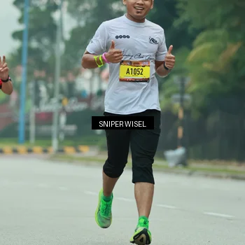 Runner Photo 7047880