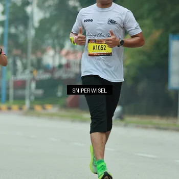 Runner Photo 7047894