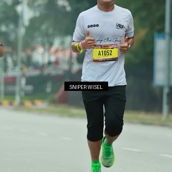 Runner Photo 7047900