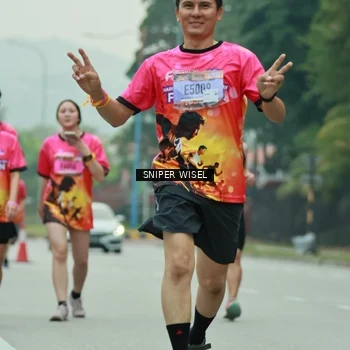 Runner Photo 7047913