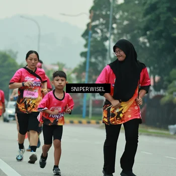 Runner Photo 7047992