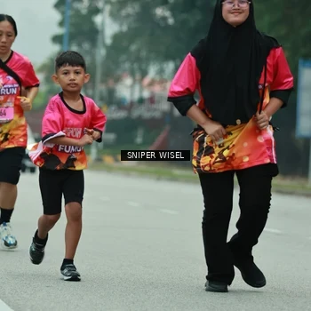 Runner Photo 7048008
