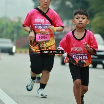 Runner Photo 7048012