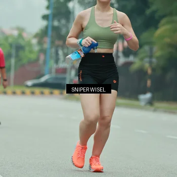 Runner Photo 7048023