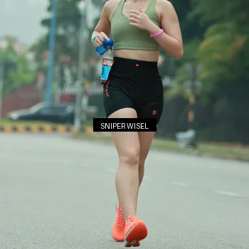 Runner Photo 7048028