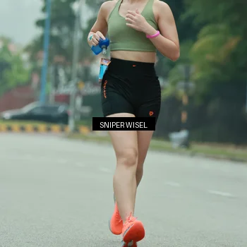 Runner Photo 7048034