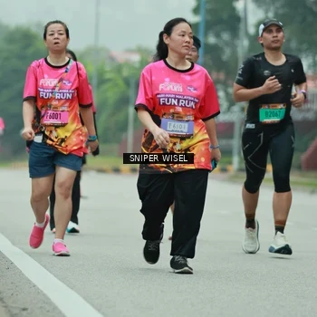Runner Photo 7048053