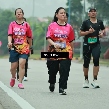 Runner Photo 7048055