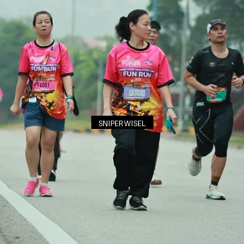 Runner Photo 7048059