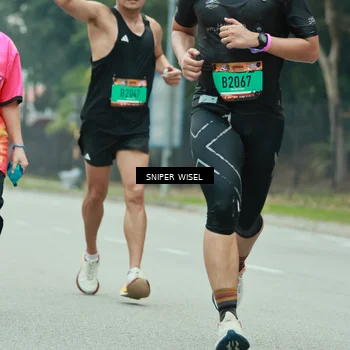 Runner Photo 7048070