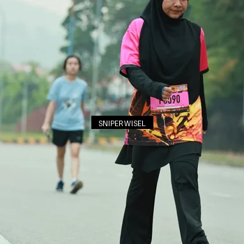 Runner Photo 7048080