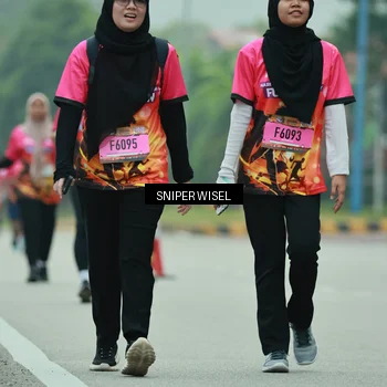 Runner Photo 7048087