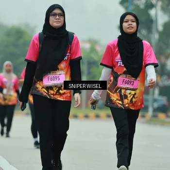 Runner Photo 7048092
