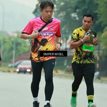 Runner Photo 7048108