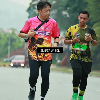 Runner Photo 7048112