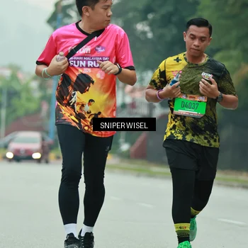 Runner Photo 7048116