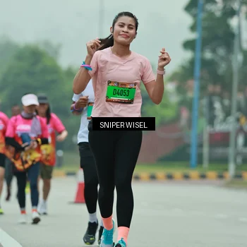 Runner Photo 7048145