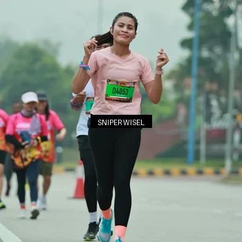 Runner Photo 7048148