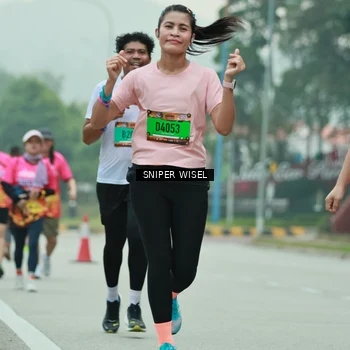 Runner Photo 7048160