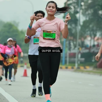 Runner Photo 7048161