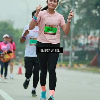 Runner Photo 7048170