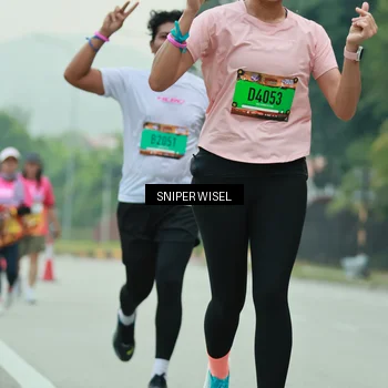 Runner Photo 7048201