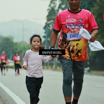 Runner Photo 7048216