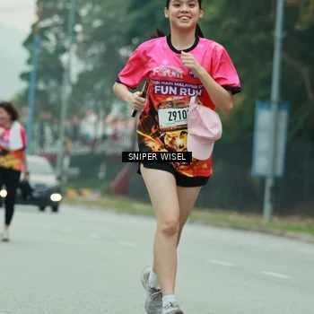 Runner Photo 7048227