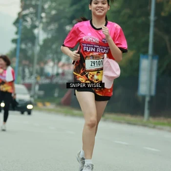 Runner Photo 7048235