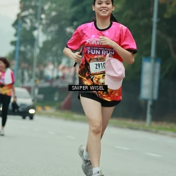 Runner Photo 7048240