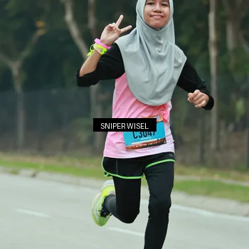 Runner Photo 7048330