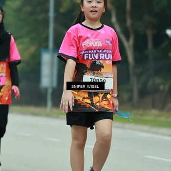 Runner Photo 7048353