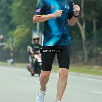 Runner Photo 7048375