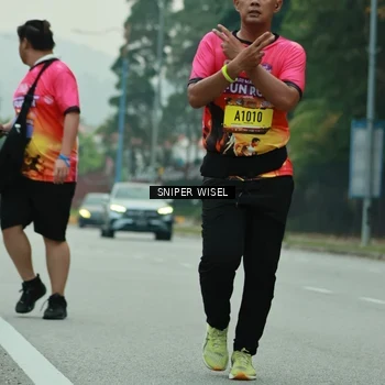 Runner Photo 7048382