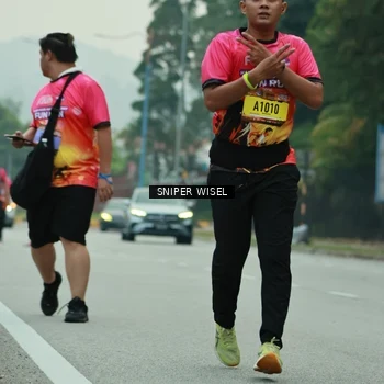 Runner Photo 7048383