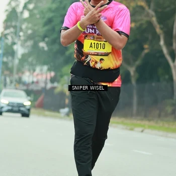 Runner Photo 7048390