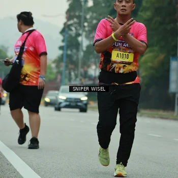 Runner Photo 7048398