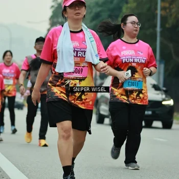 Runner Photo 7048400