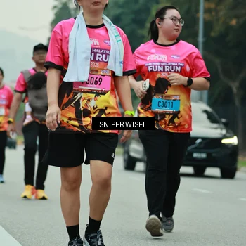 Runner Photo 7048402
