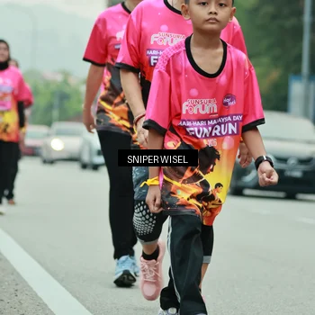 Runner Photo 7048419