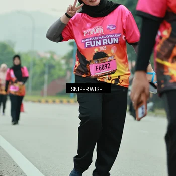 Runner Photo 7048438
