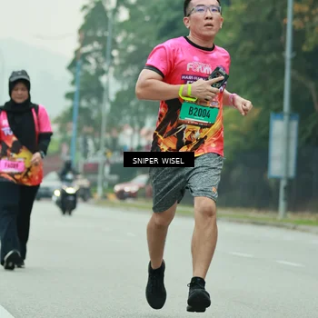 Runner Photo 7048454