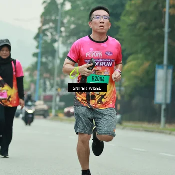 Runner Photo 7048457