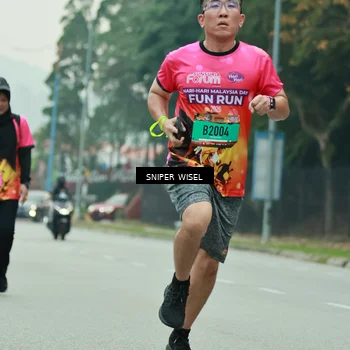 Runner Photo 7048458