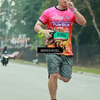 Runner Photo 7048472